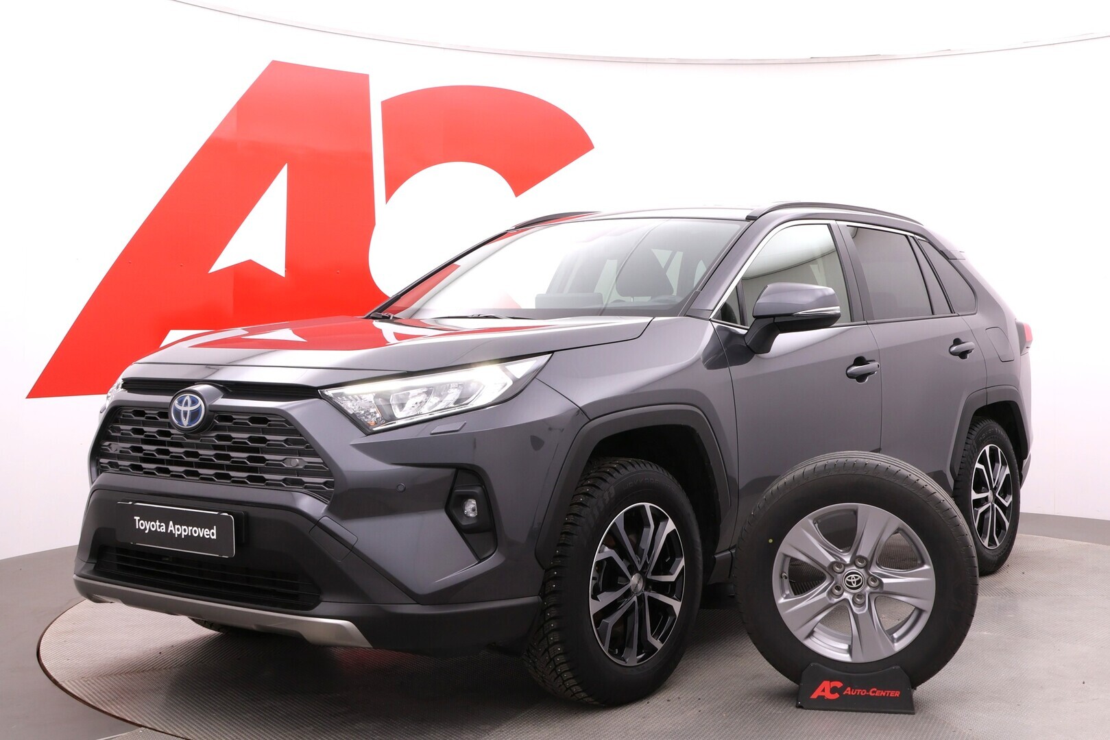 TOYOTA RAV4 2024