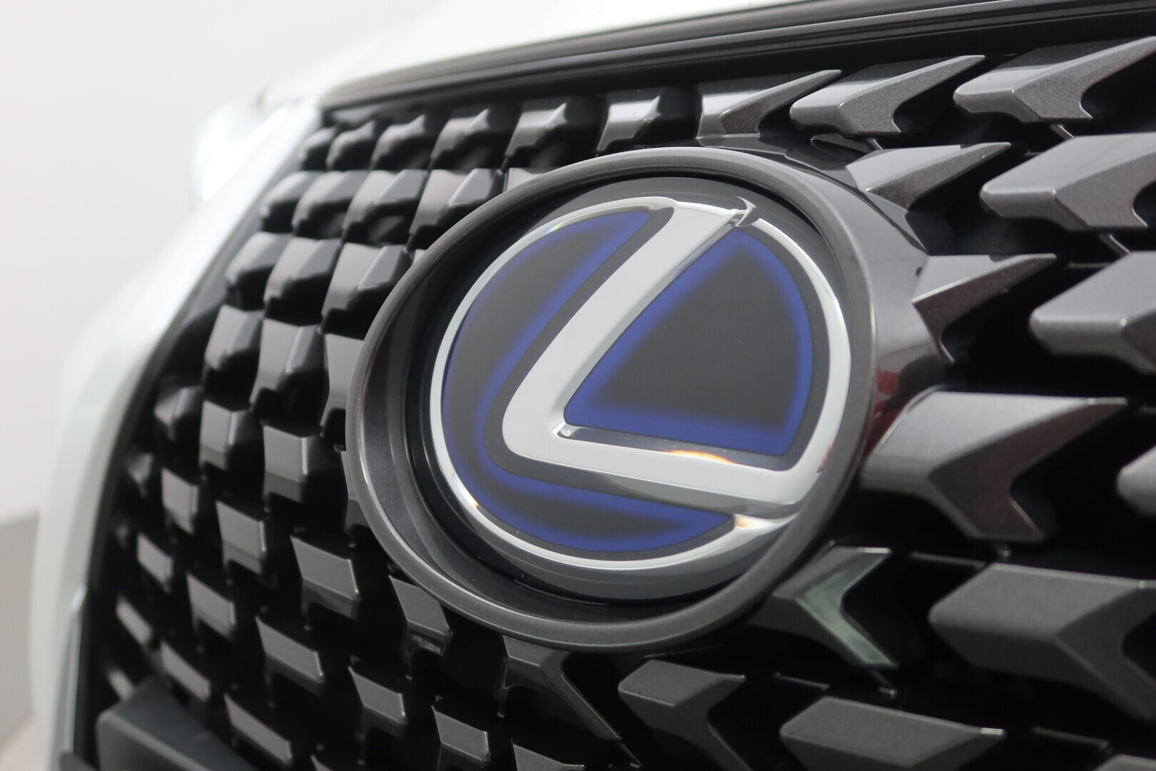 LEXUS UX 2019