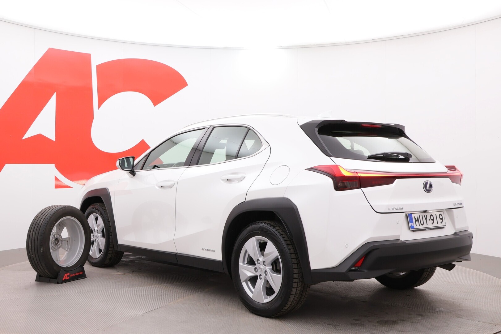 LEXUS UX 2019