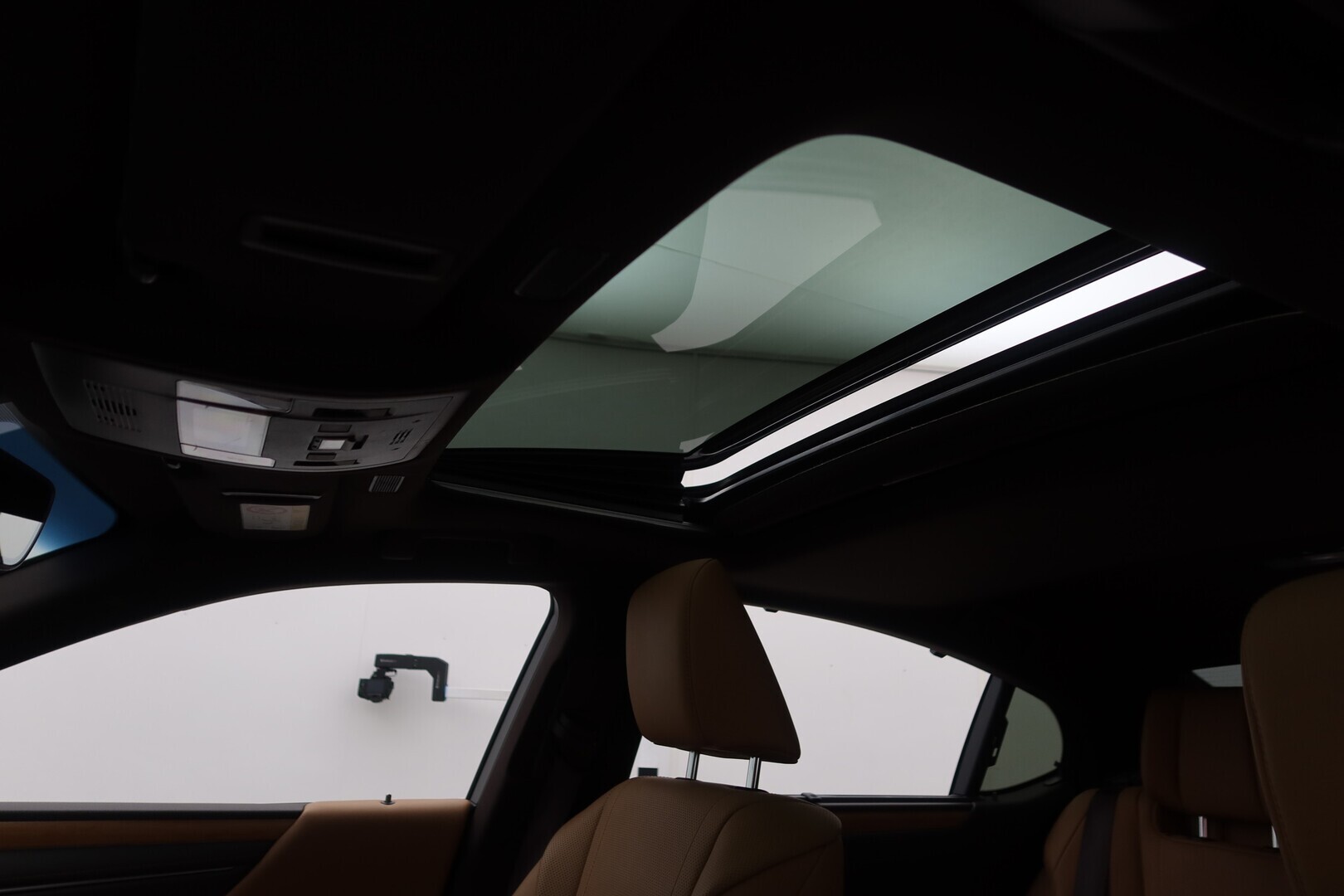 LEXUS ES 2021