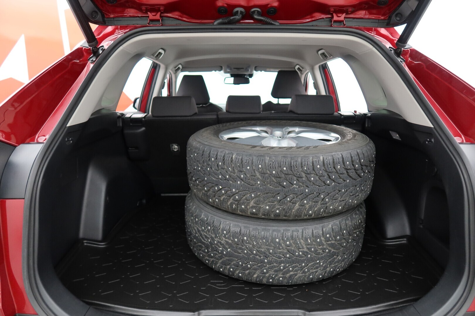 TOYOTA RAV4 2022