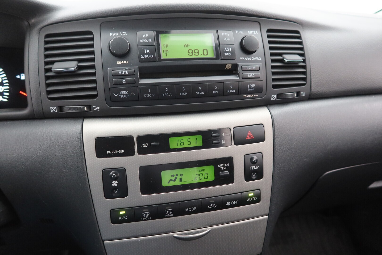 TOYOTA Corolla 2006