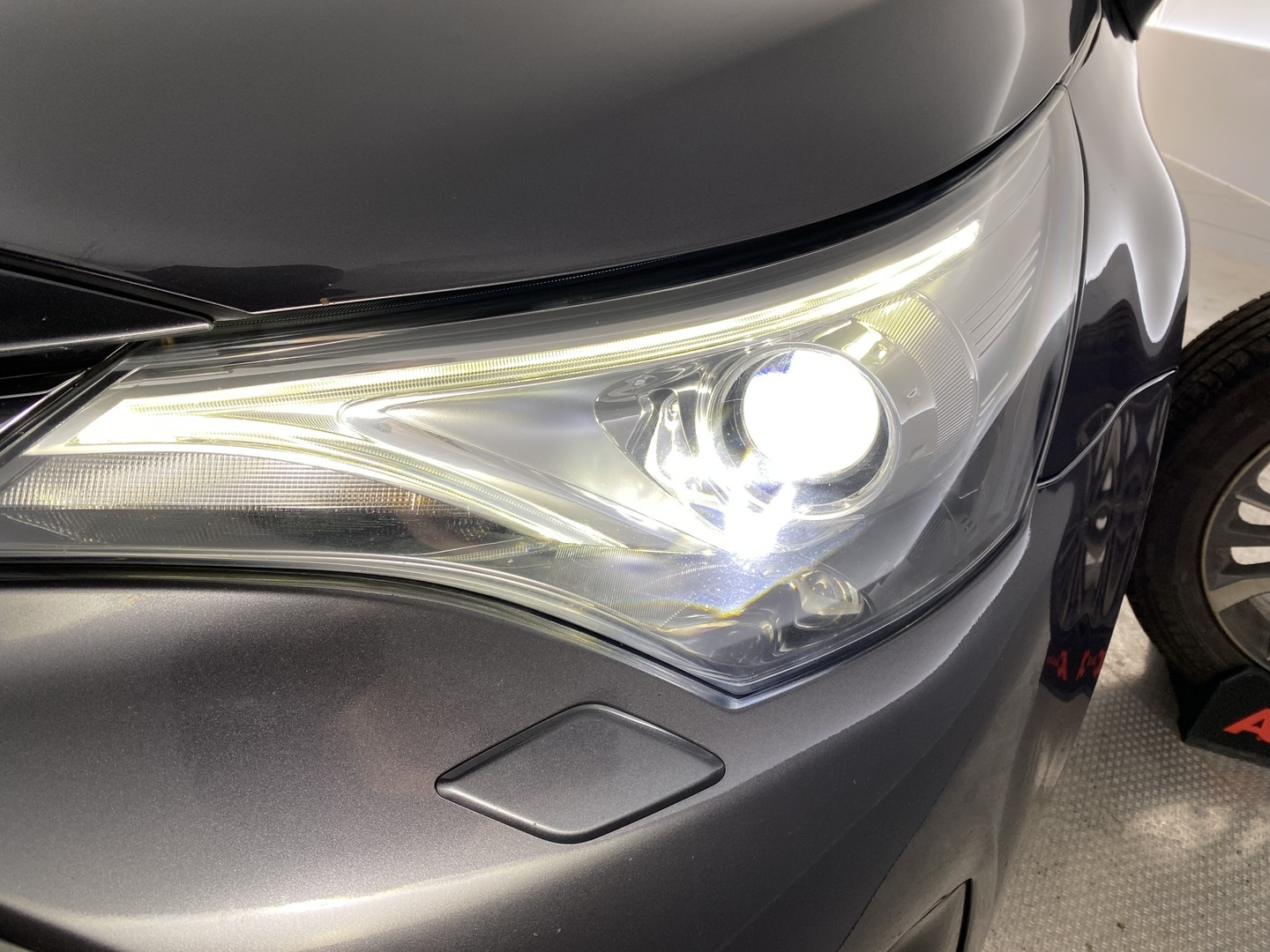 TOYOTA Avensis 2016
