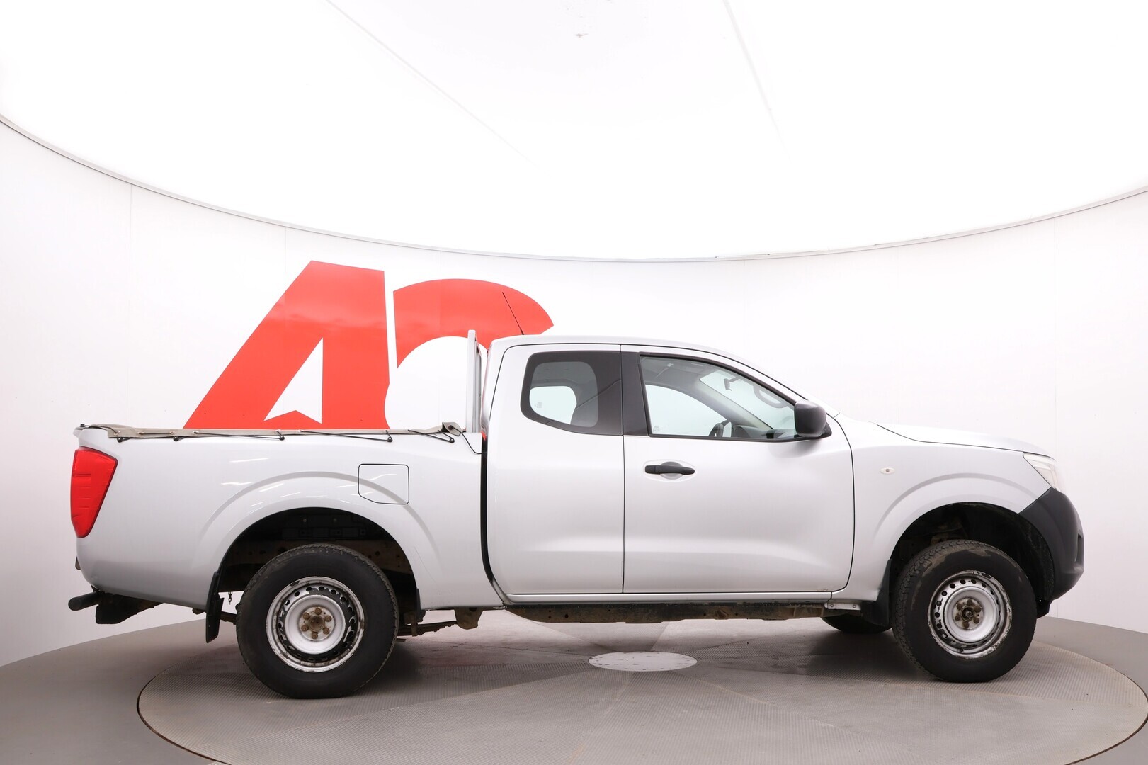 NISSAN Navara 2017