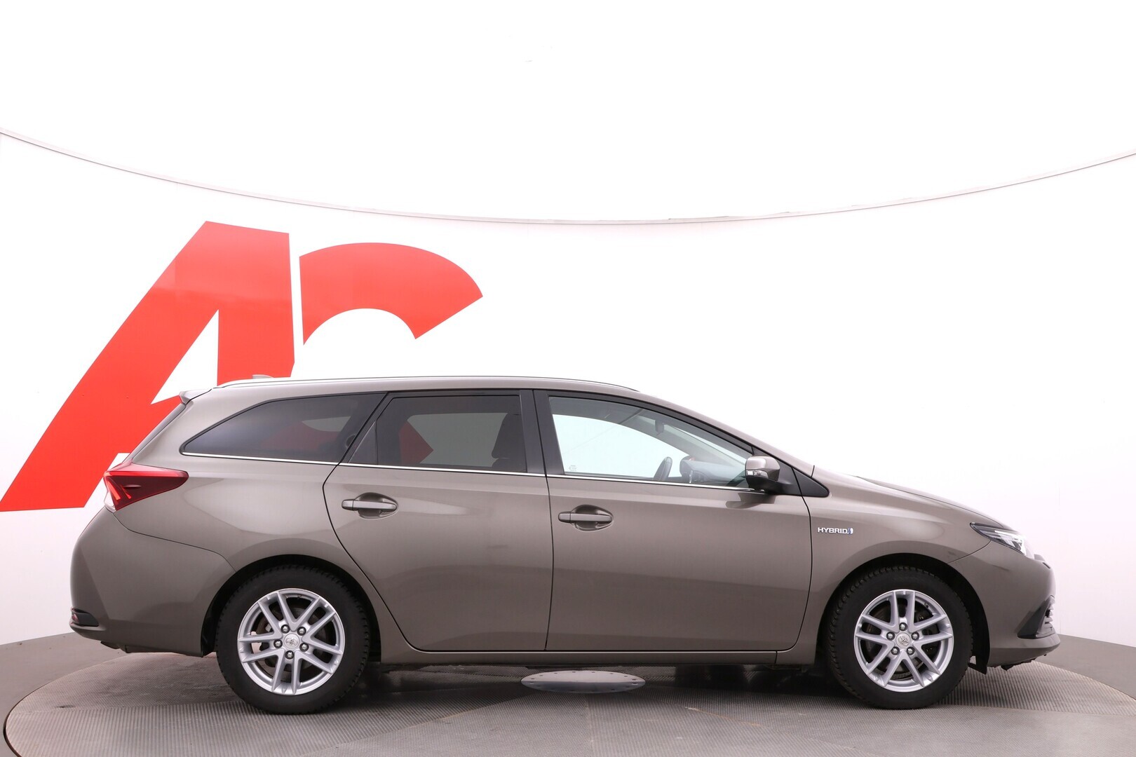 TOYOTA Auris 2018