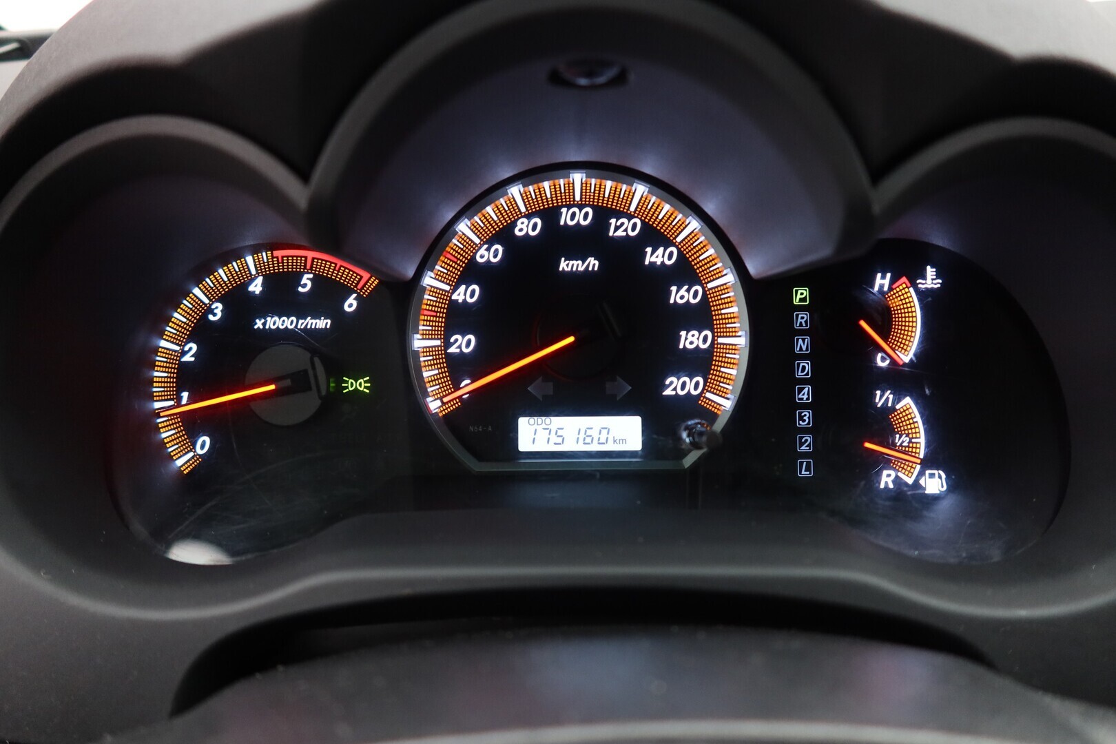 TOYOTA Hilux 2013