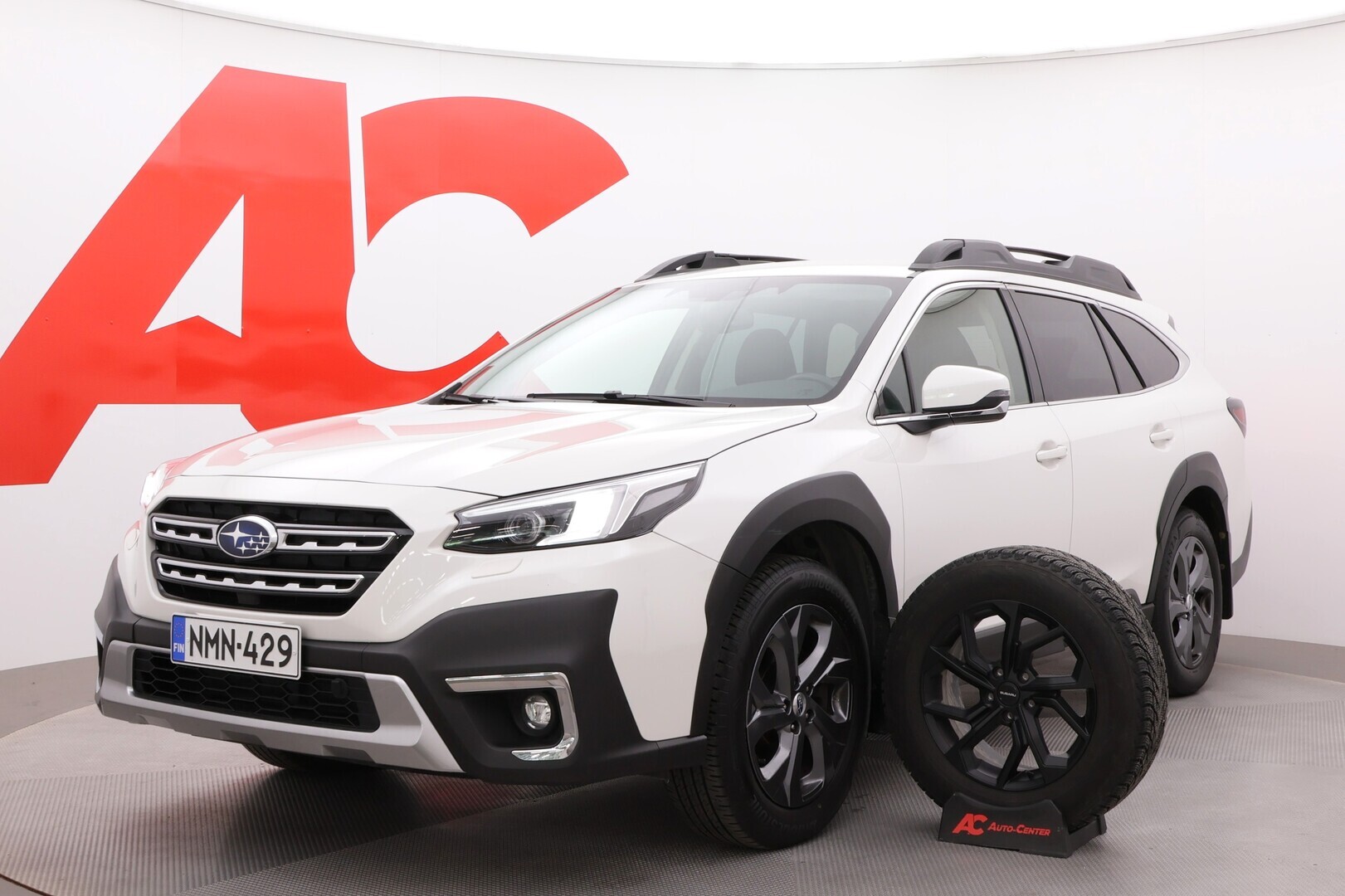 SUBARU Outback 2022