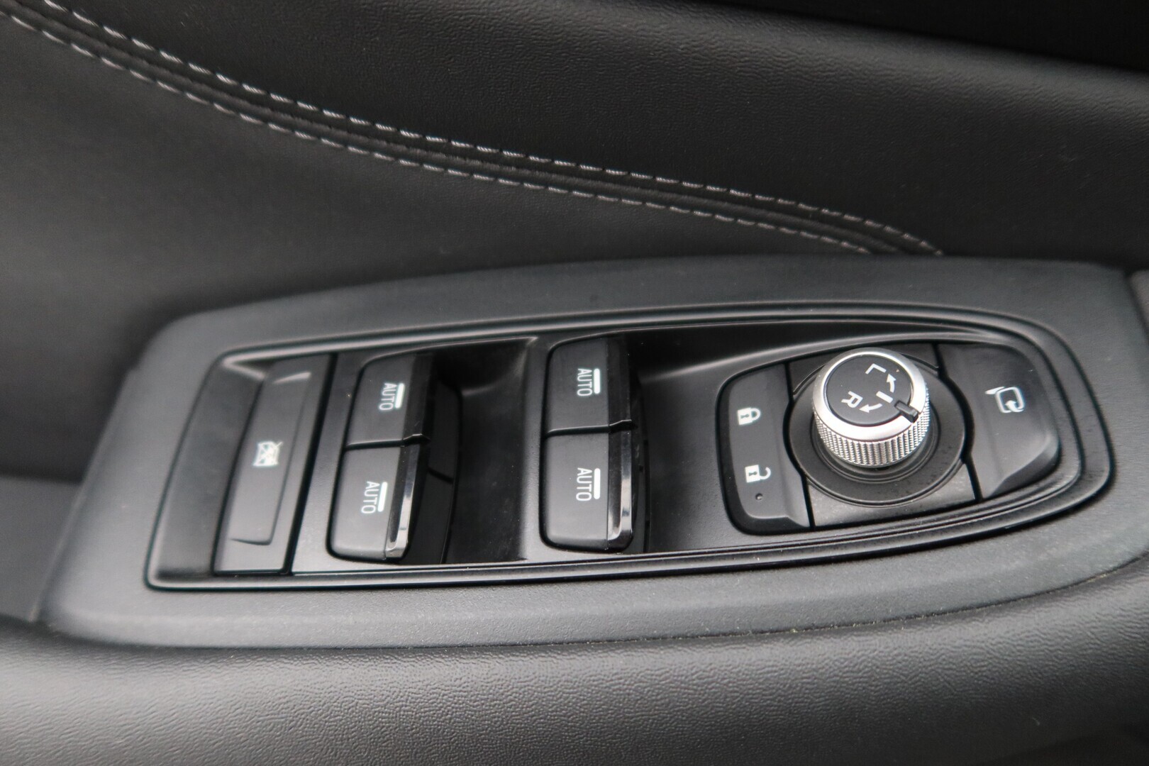 SUBARU Outback 2022