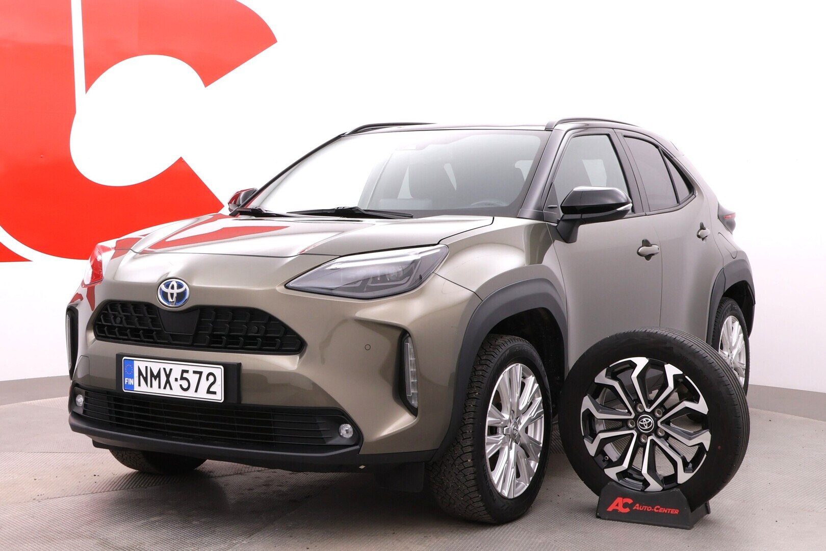 TOYOTA Yaris Cross 2023