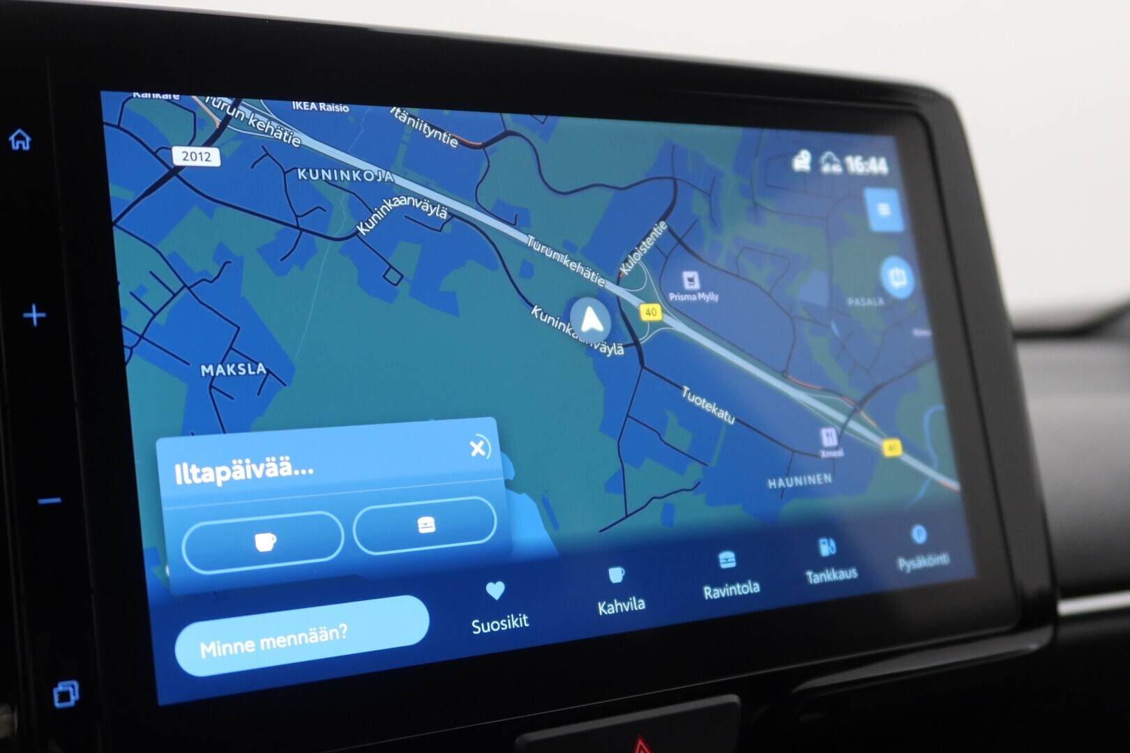 TOYOTA Yaris Cross 2023