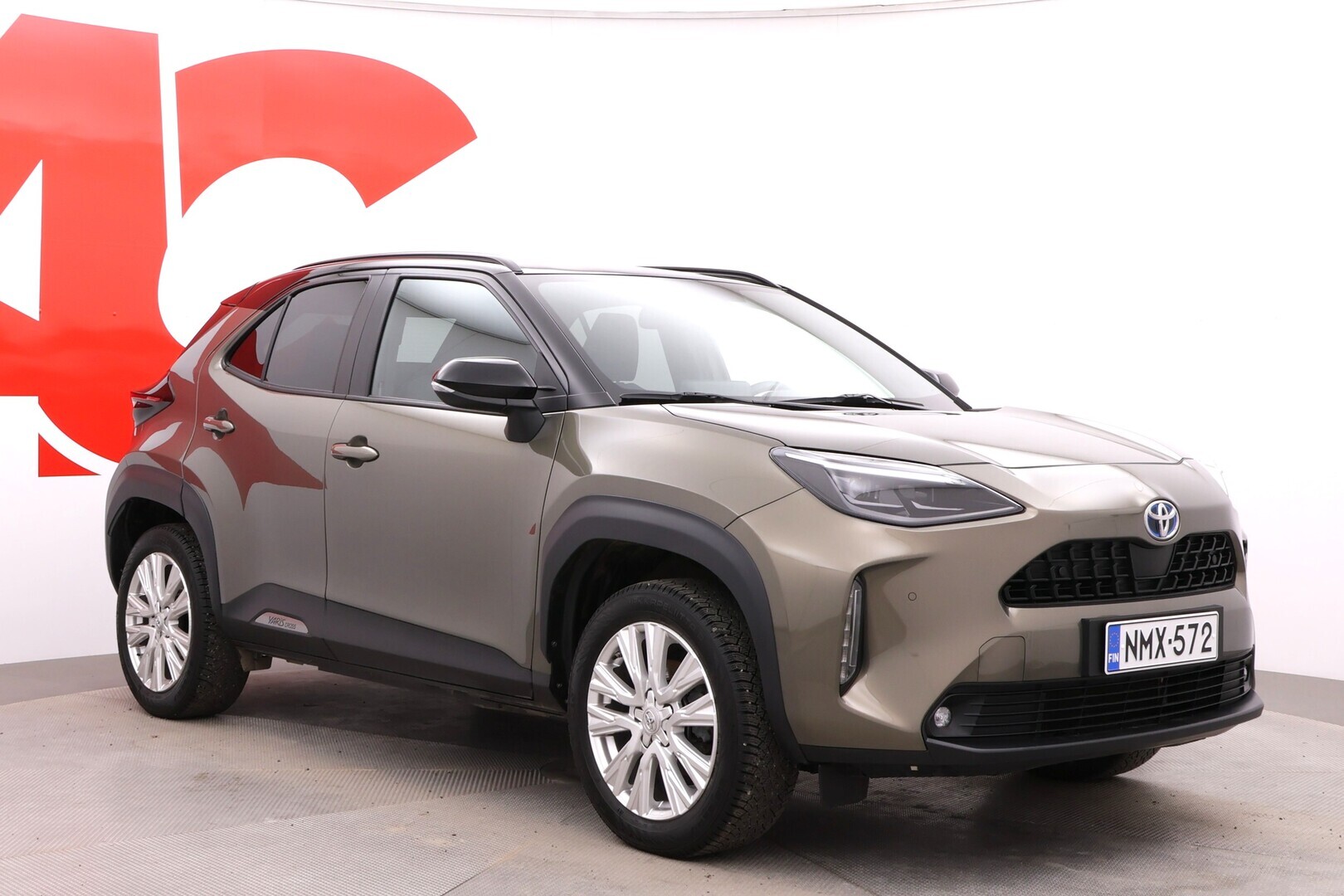 TOYOTA Yaris Cross 2023