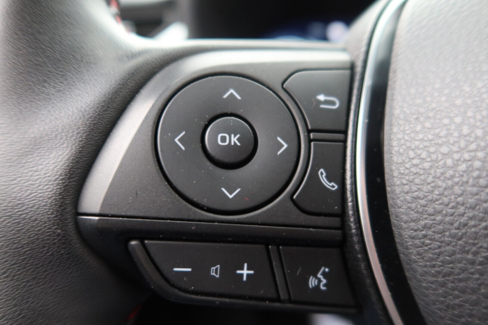 TOYOTA RAV4 Plug-in 2023