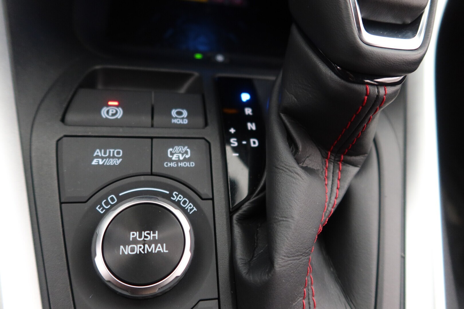 TOYOTA RAV4 Plug-in 2023