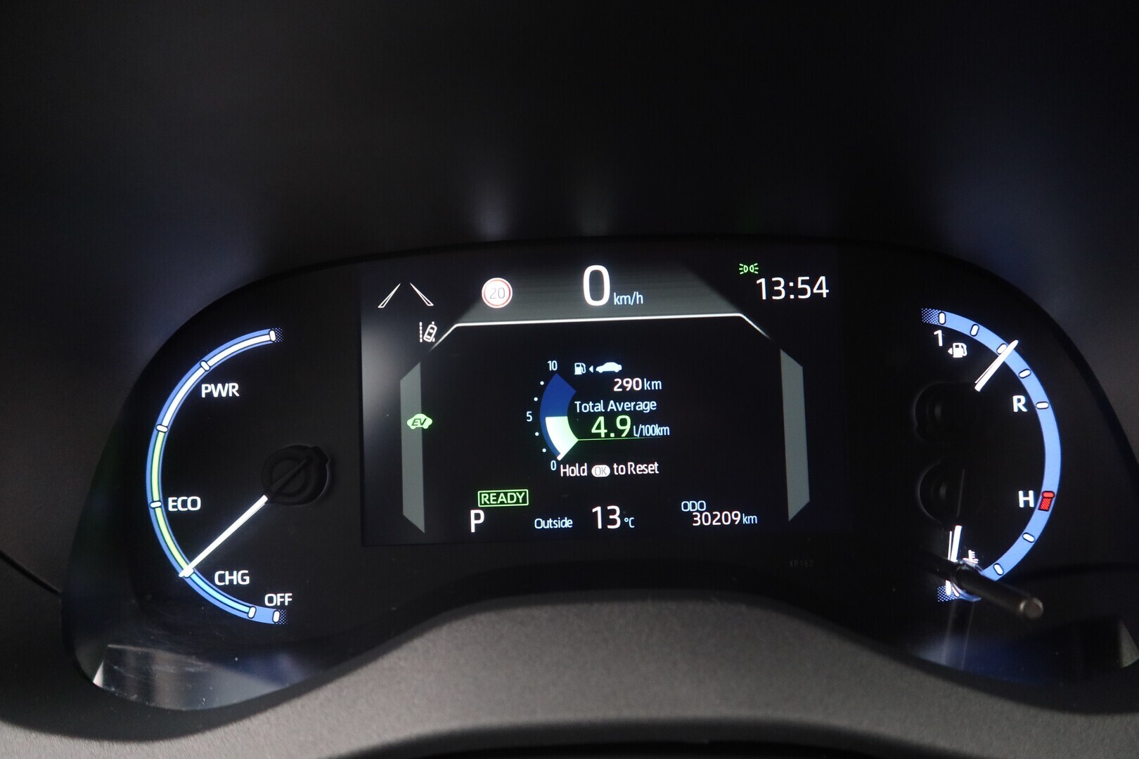 TOYOTA Yaris Cross 2024