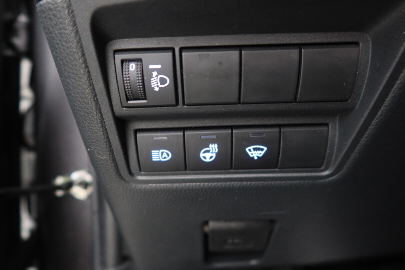 TOYOTA Yaris Cross 2024