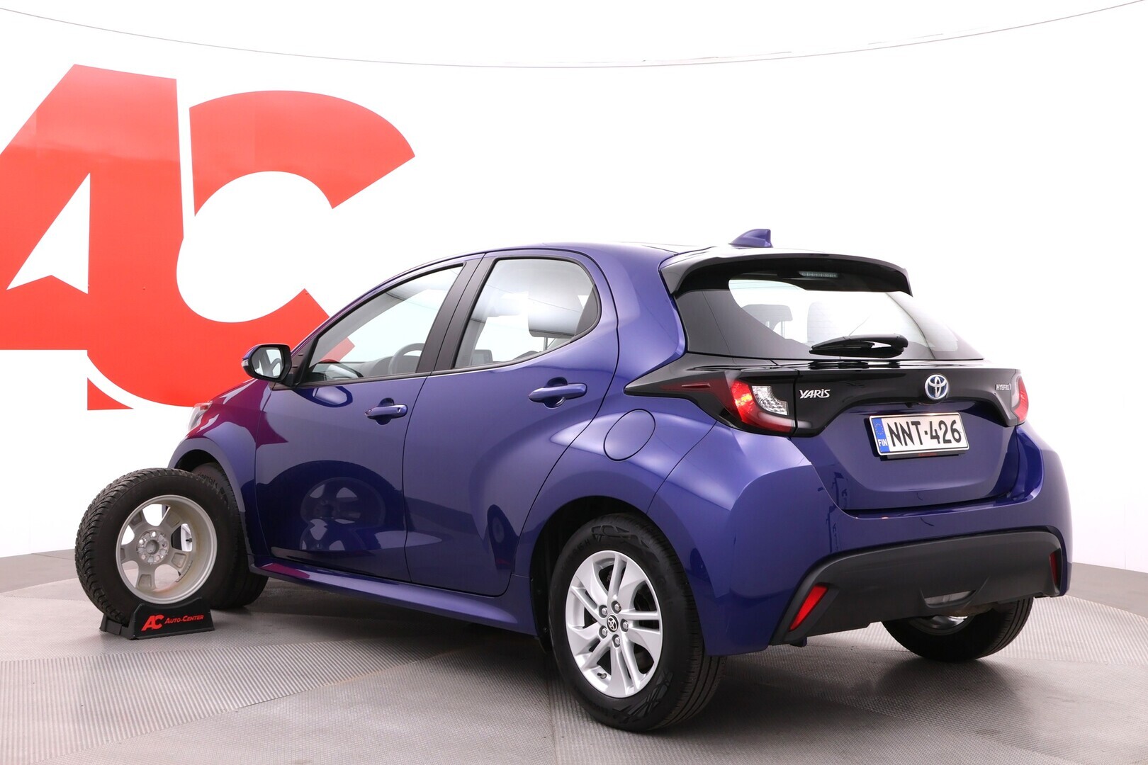 TOYOTA Yaris 2024