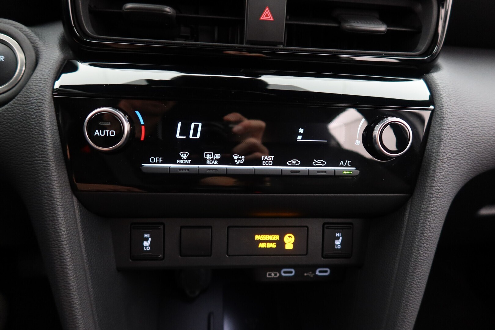 TOYOTA Yaris Cross 2024