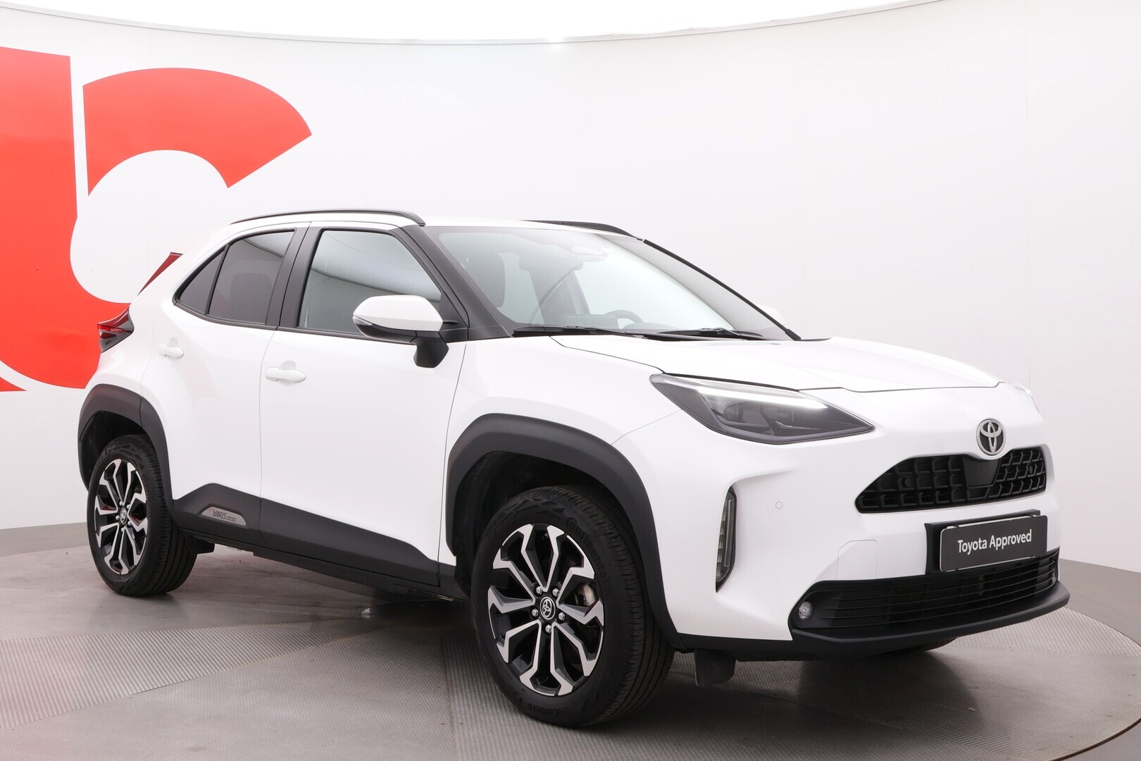 TOYOTA Yaris Cross 2024