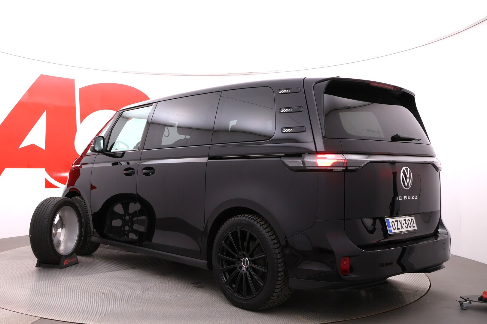 VOLKSWAGEN ID. Buzz 2023