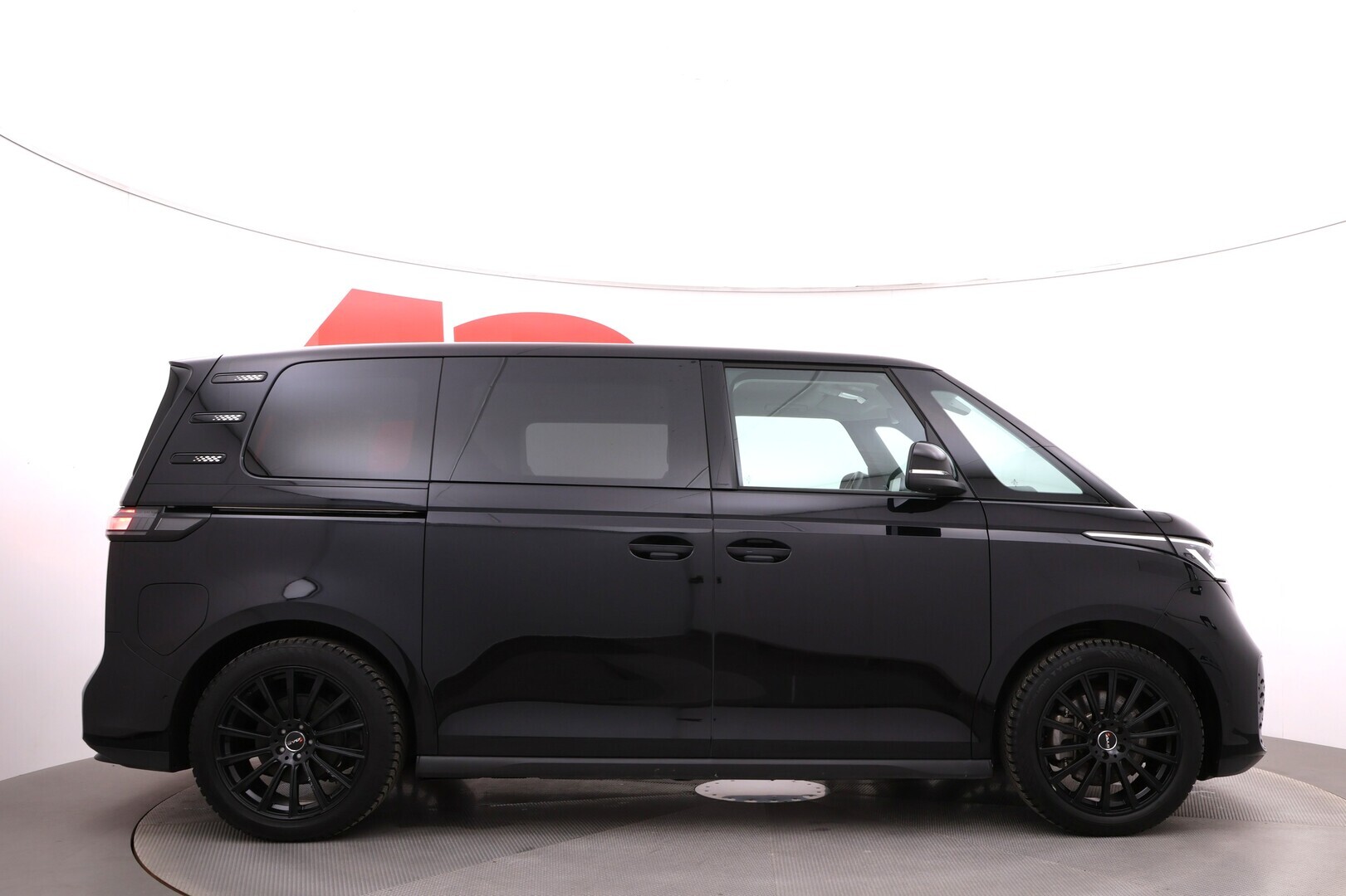 VOLKSWAGEN ID. Buzz 2023