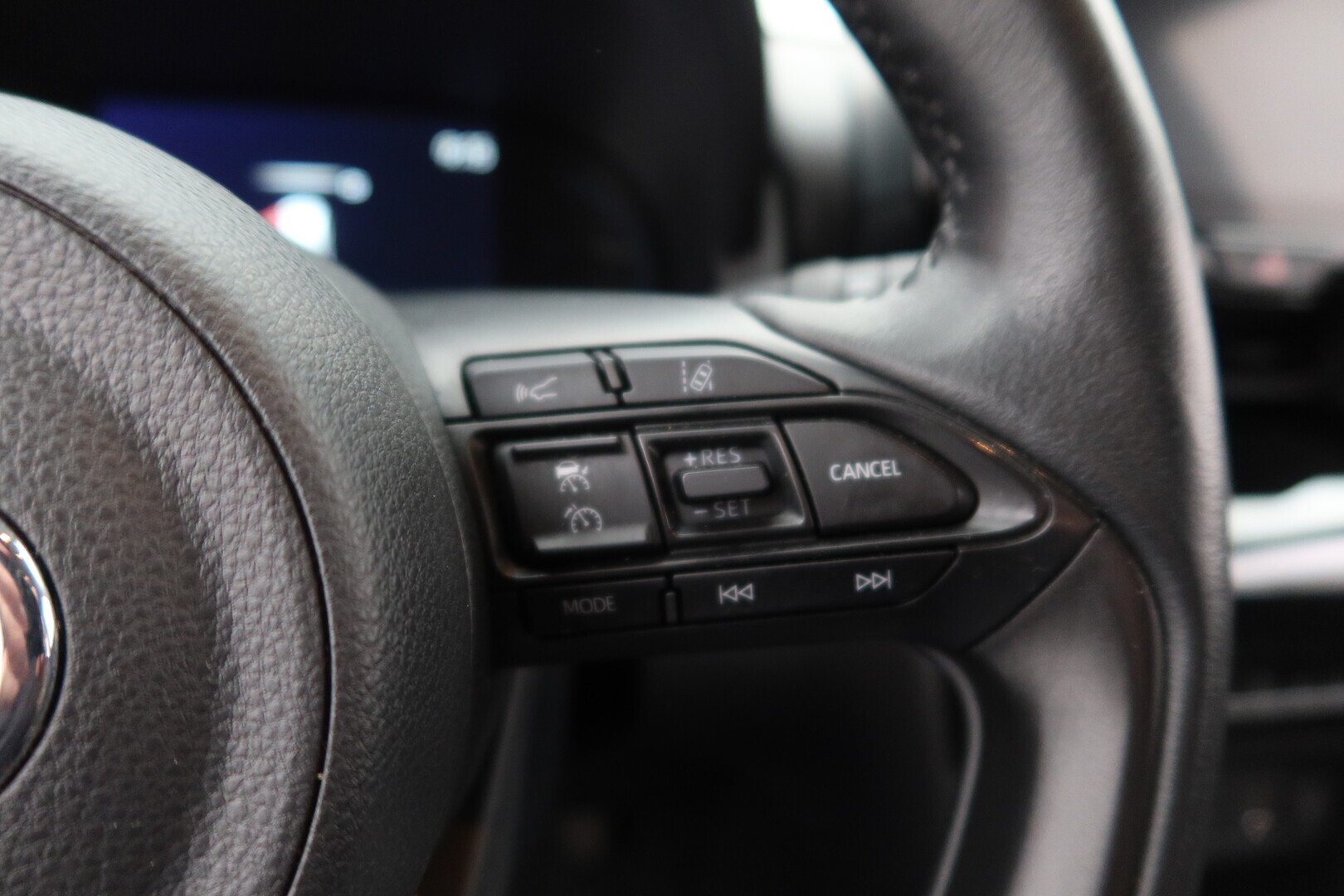 TOYOTA Yaris Cross 2023