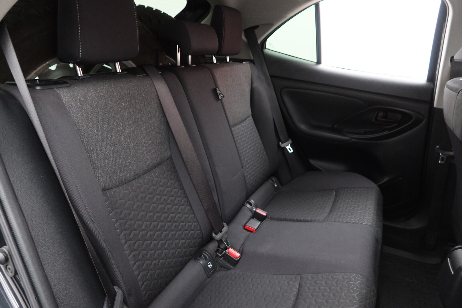 TOYOTA Yaris Cross 2023