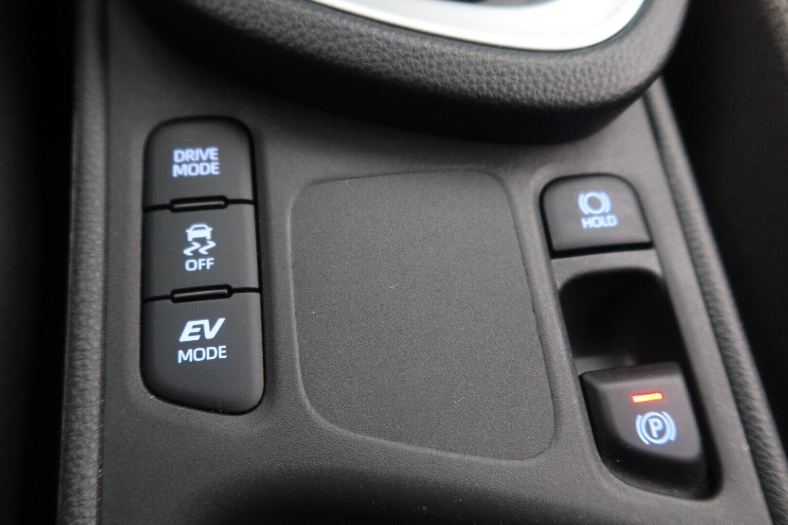 TOYOTA Yaris Cross 2023