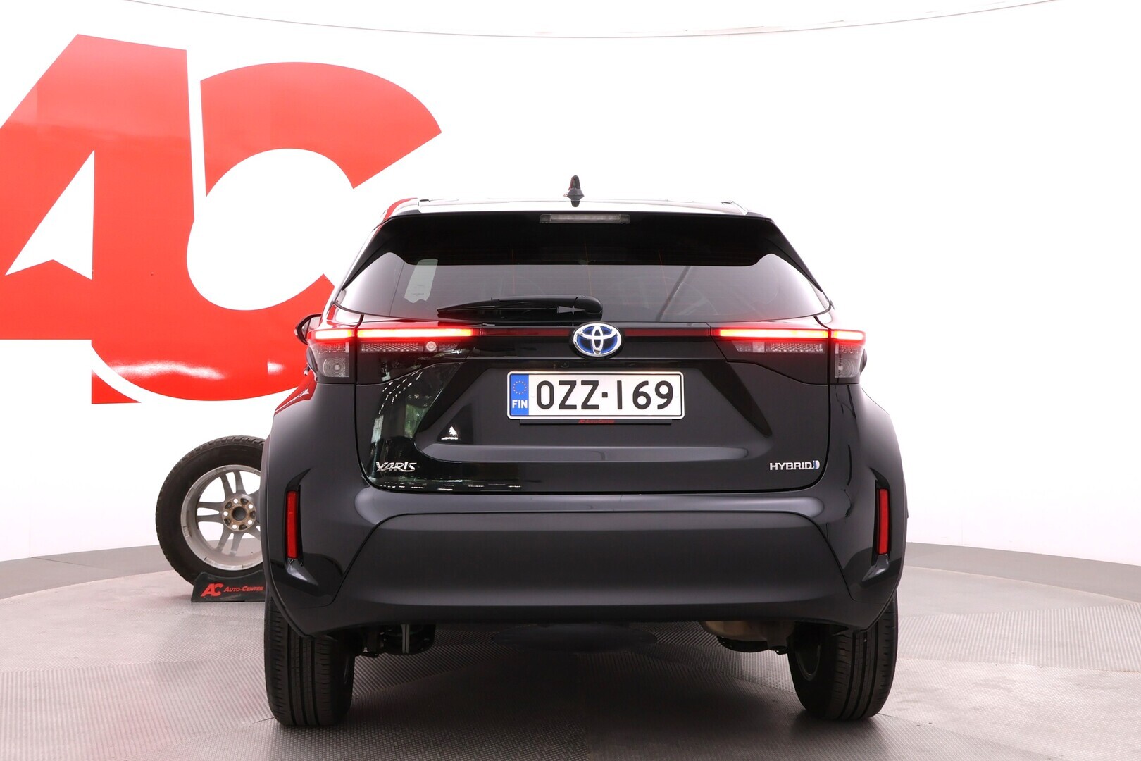 TOYOTA Yaris Cross 2023