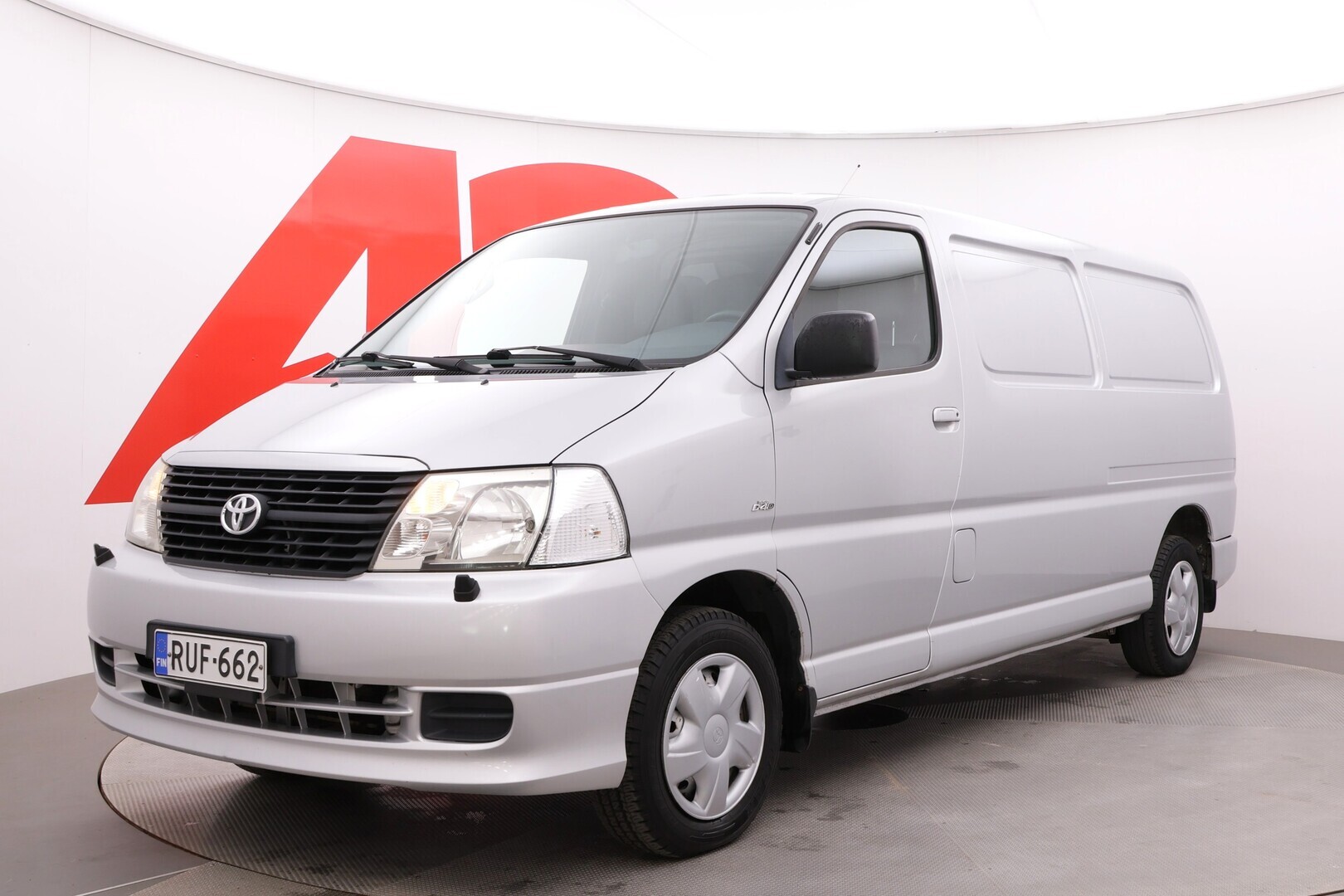 TOYOTA Hiace 2006