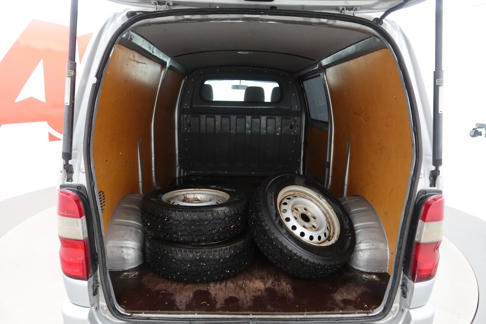 TOYOTA Hiace 2006