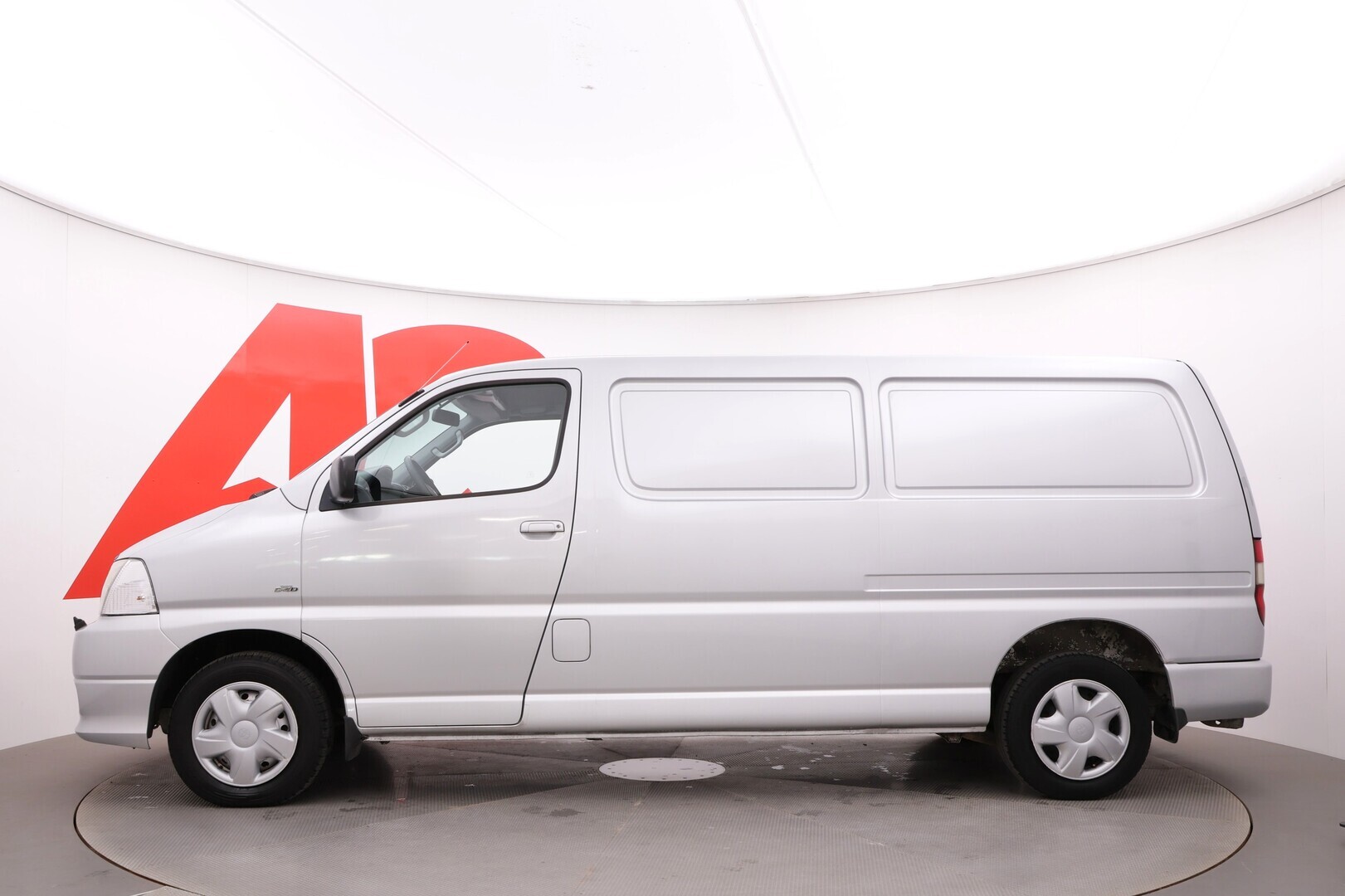 TOYOTA Hiace 2006
