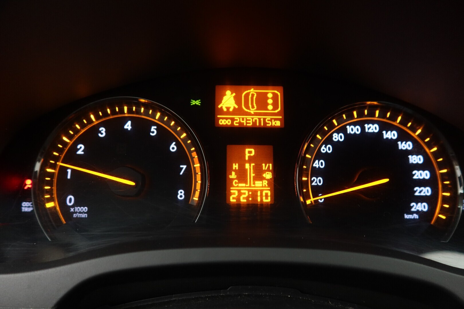 TOYOTA Avensis 2010