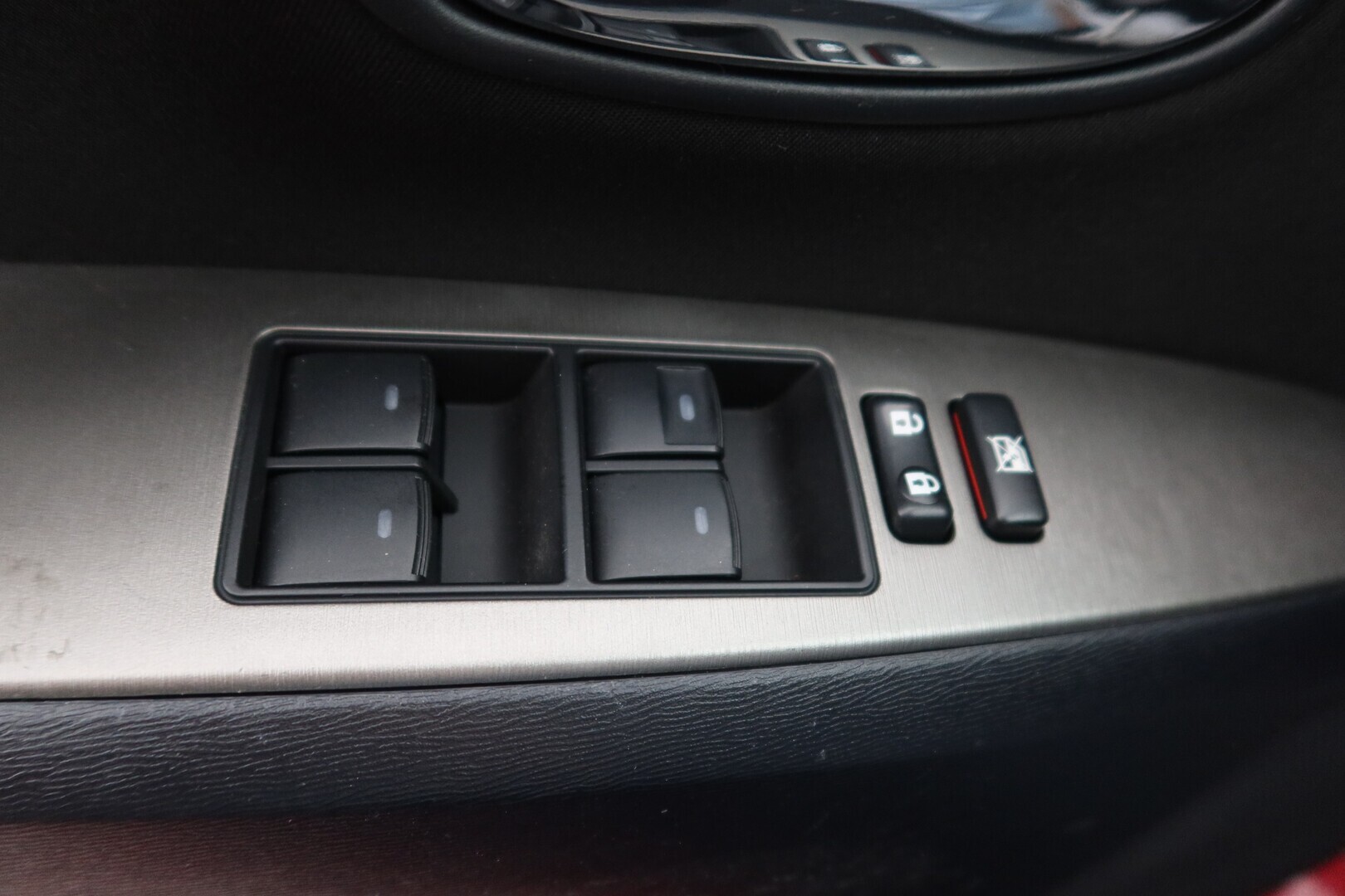TOYOTA Avensis 2010