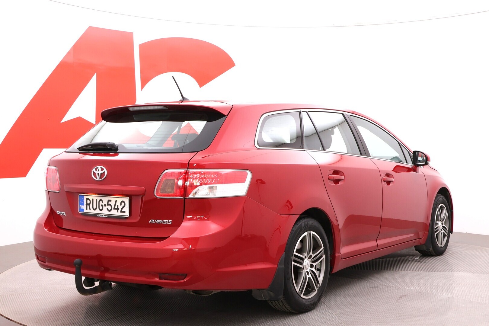 TOYOTA Avensis 2010