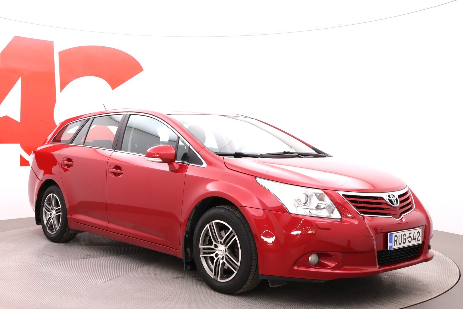 TOYOTA Avensis 2010
