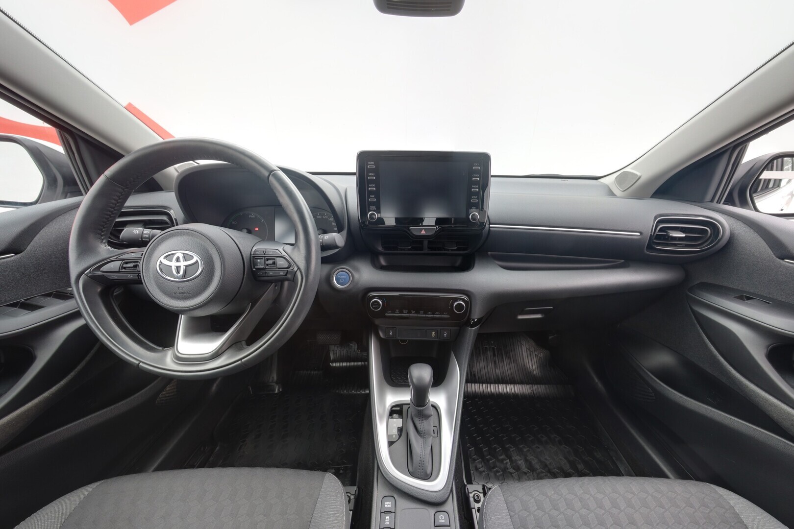 TOYOTA Yaris 2021