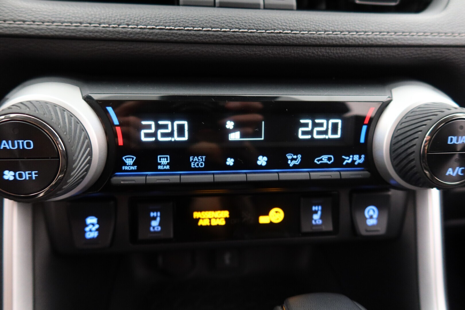TOYOTA RAV4 2023