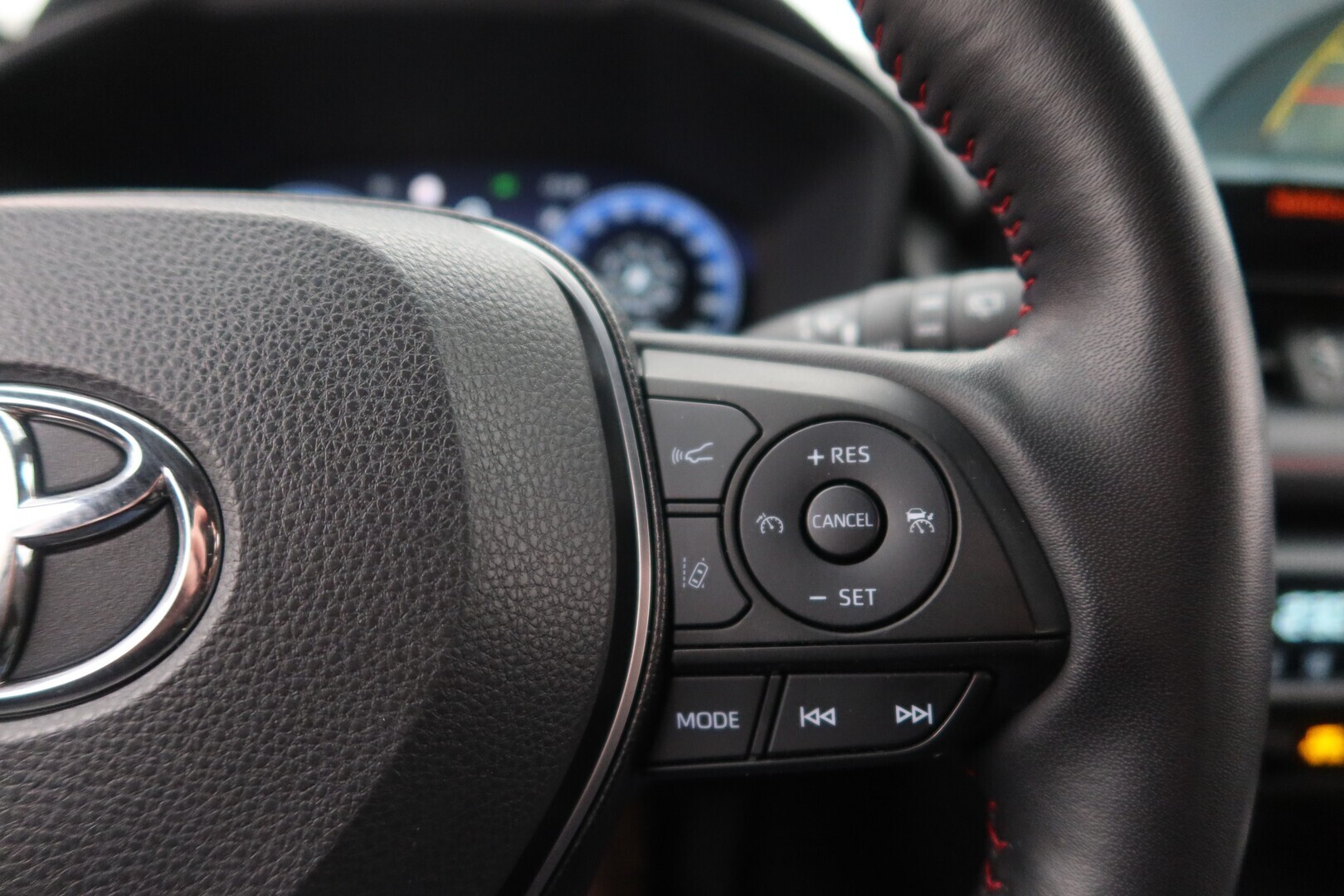 TOYOTA RAV4 Plug-in 2023