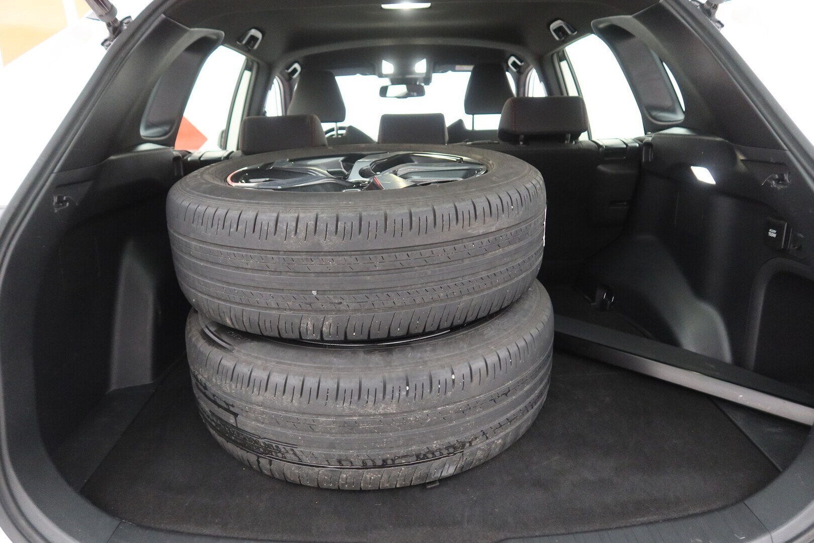 TOYOTA RAV4 Plug-in 2023