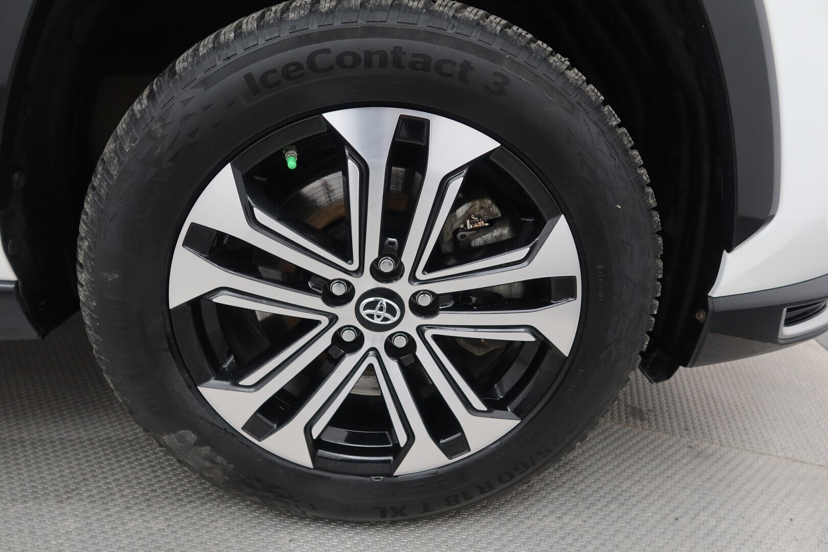 TOYOTA RAV4 Plug-in 2023