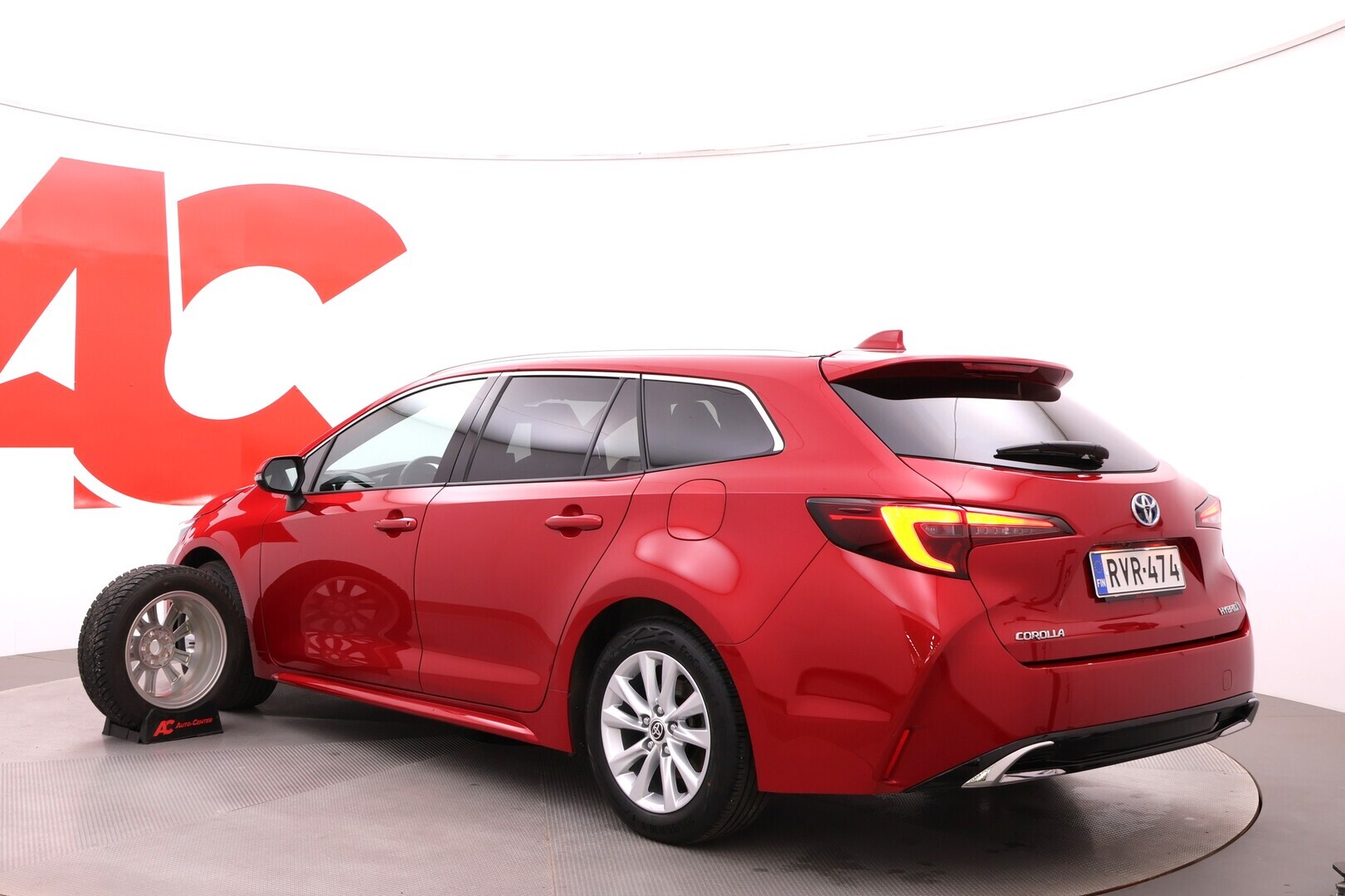 TOYOTA Corolla 2024