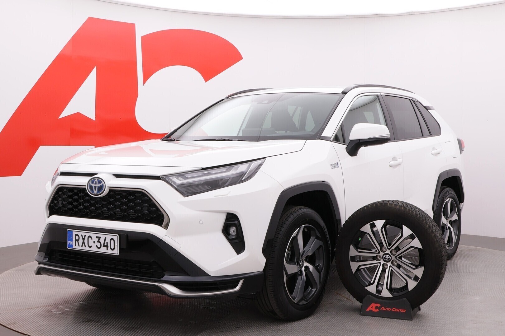 TOYOTA RAV4 Plug-in 2024