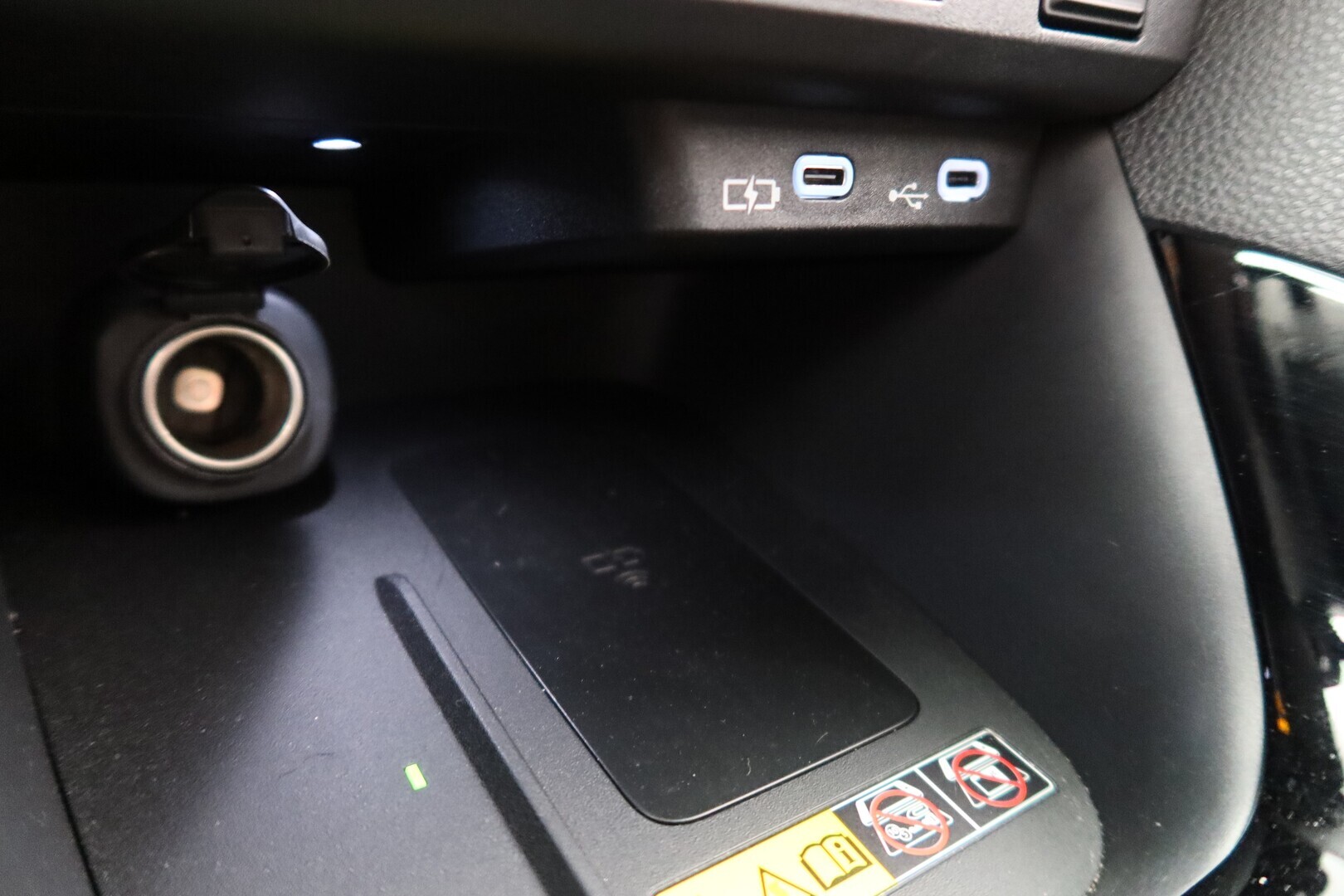 TOYOTA Yaris 2025