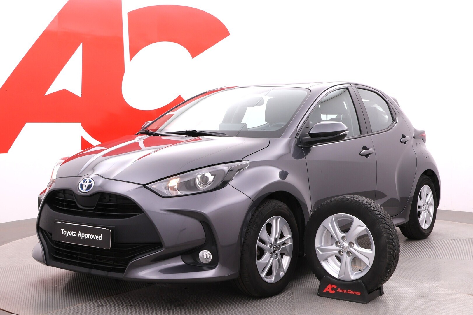 TOYOTA Yaris 2022