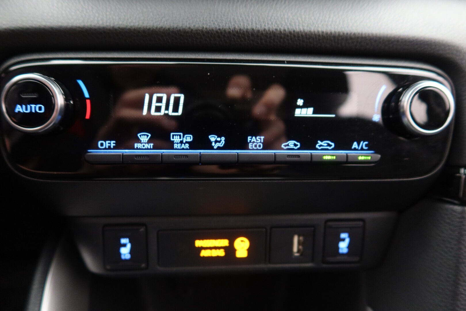 TOYOTA Yaris 2022
