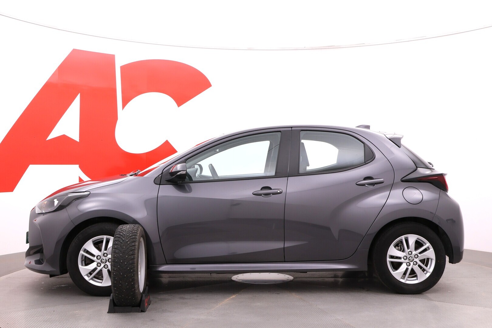 TOYOTA Yaris 2022