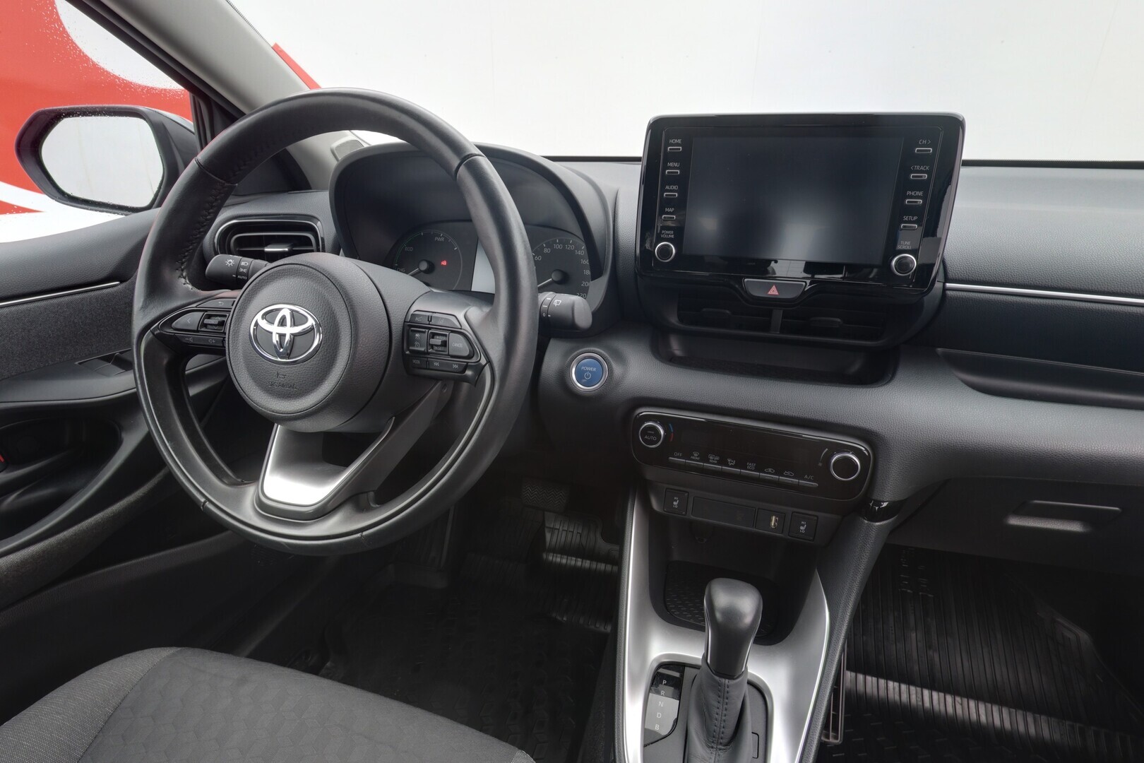 TOYOTA Yaris 2022