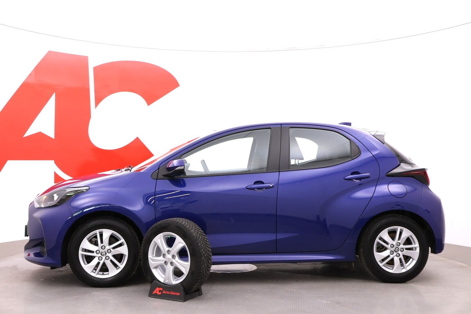 TOYOTA Yaris 2022
