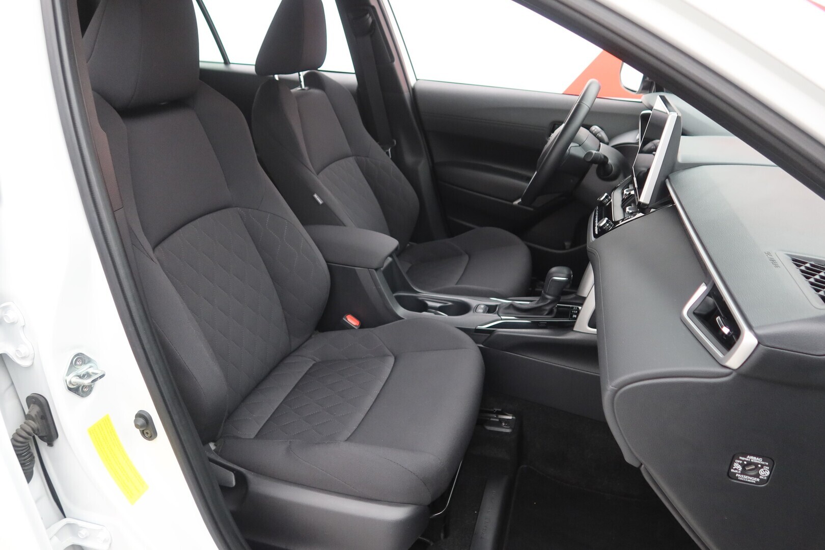 TOYOTA Corolla Cross 2024