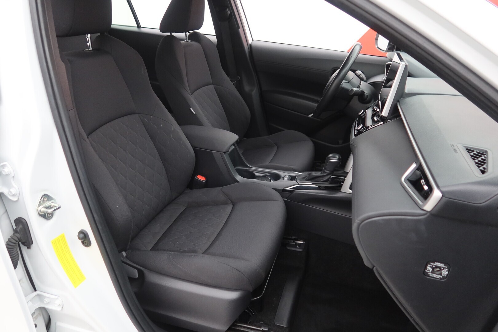 TOYOTA Corolla Cross 2024